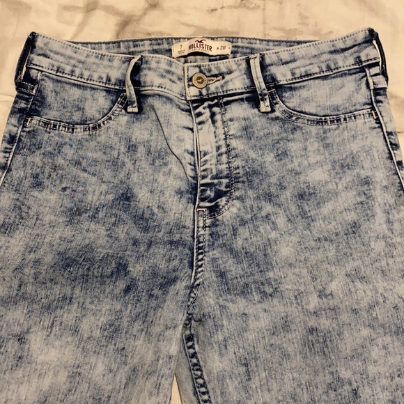 High Rise Vintage 90s Acid Wash Jeans - Picture 2 of 3